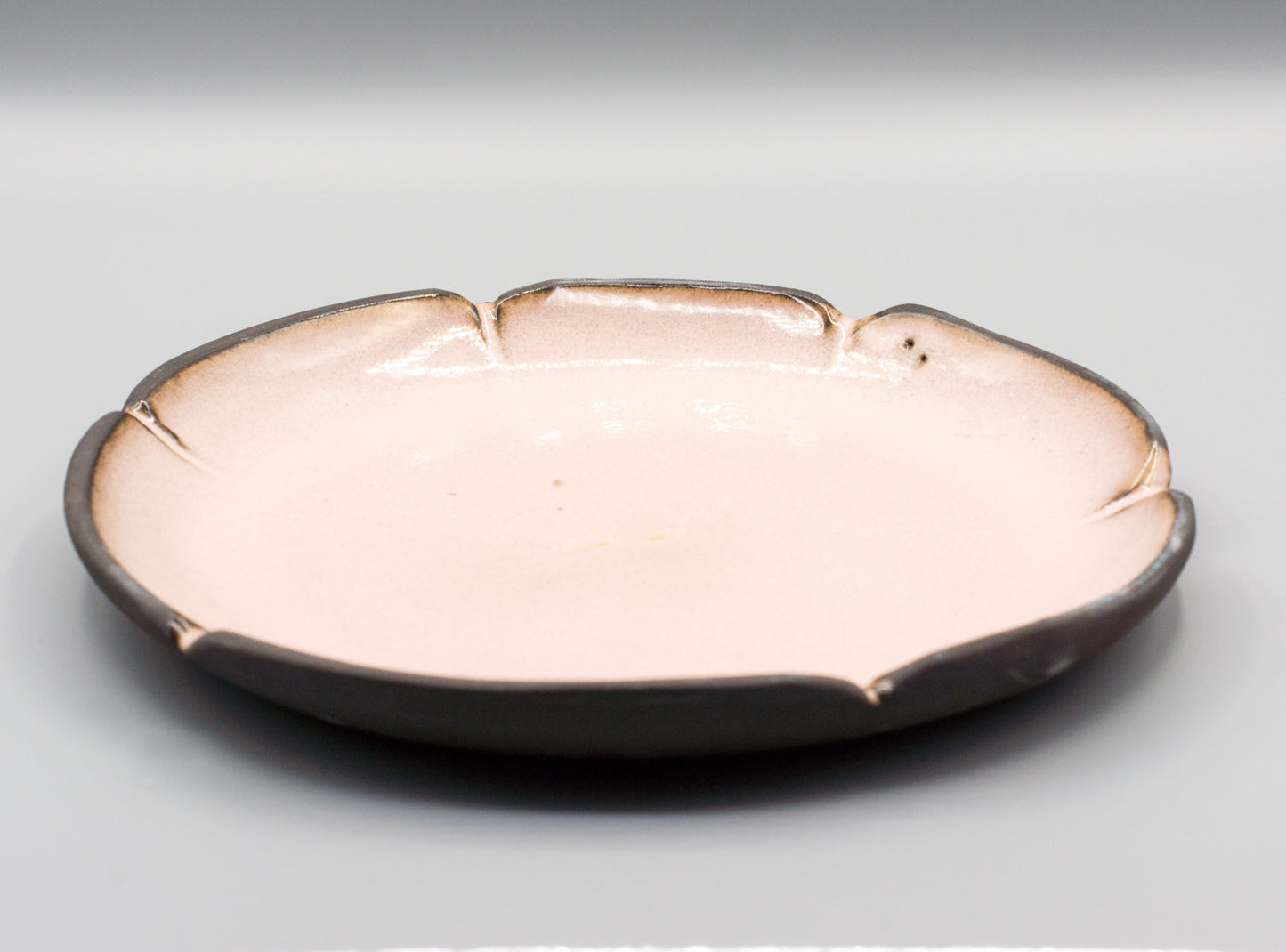 Assiette Rose - Collection 2023